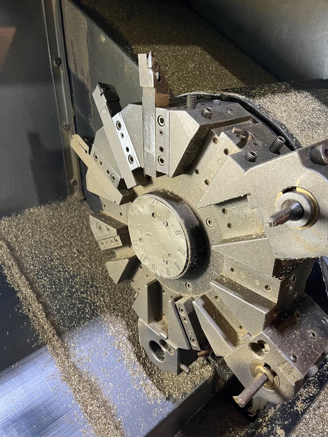 آموزش برنامه نویسی دستگاه تراش CNC
