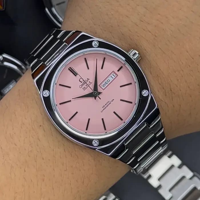 ساعت امگا مردانه دو تقویم صفحه صورتی | omega