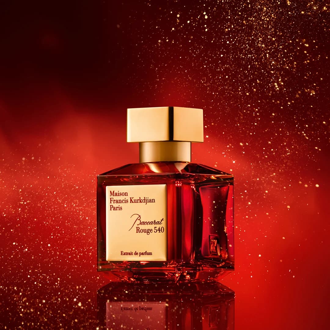 عطر گرمی باکارات رژ از برند فرانسیس کورکجان، شرکت ژیوادان HCV