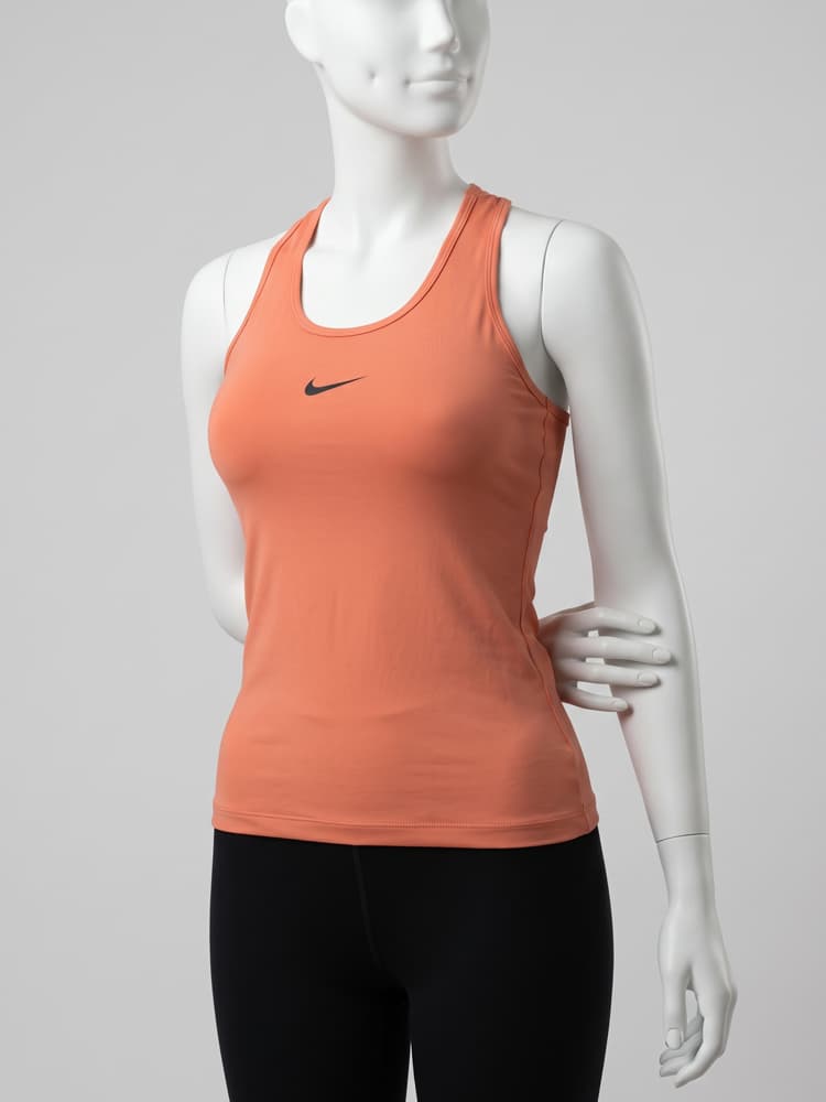 تاپ ورزشی زنانه فلامنت پشت بندی مینیمال نایکی Nike — تصویر ۳