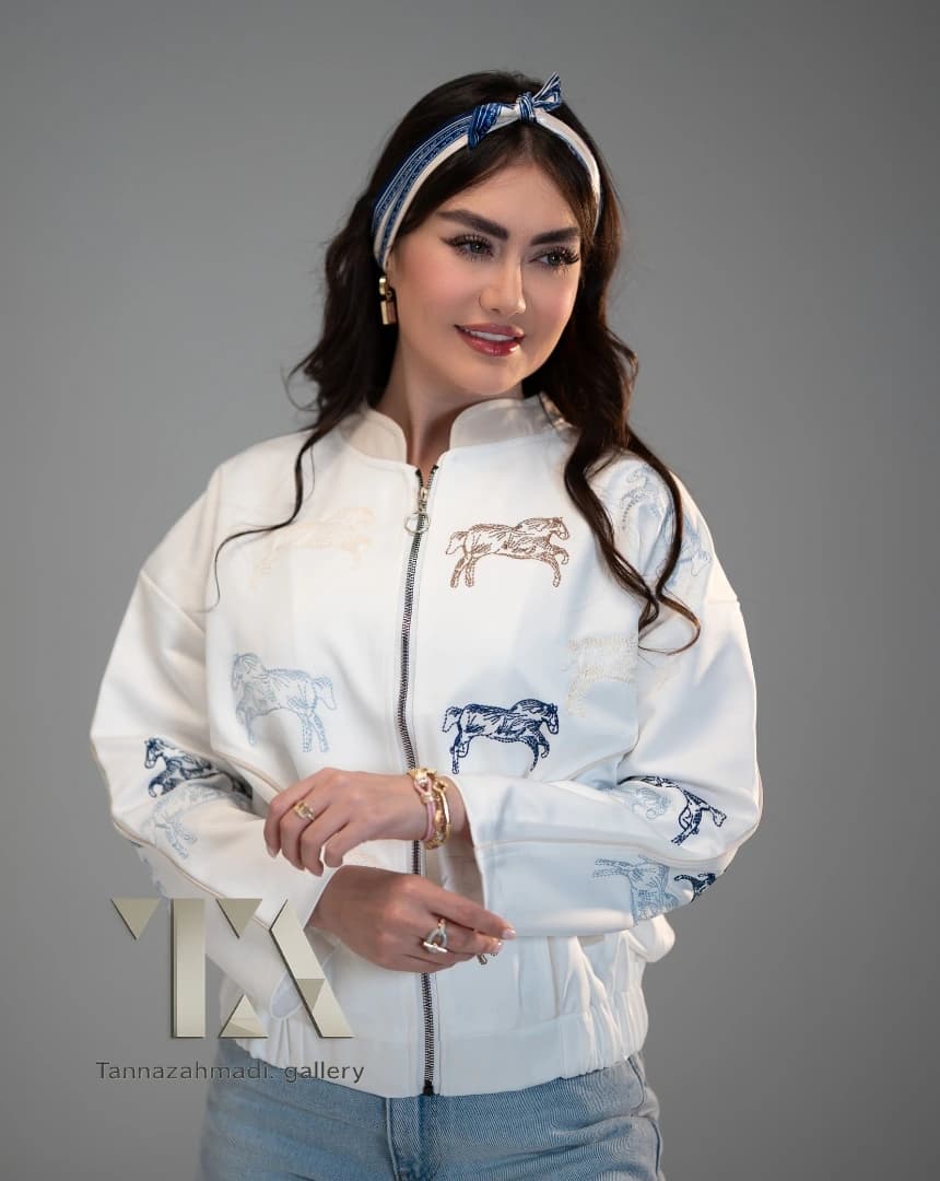 بامبر نیلگون — تصویر ۴