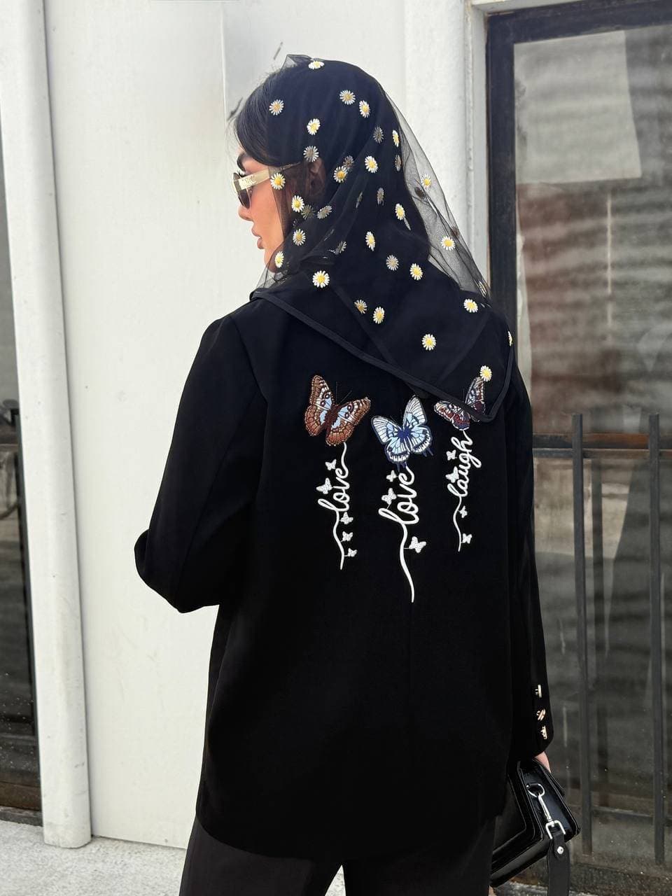 کت “Love” — تصویر ۲