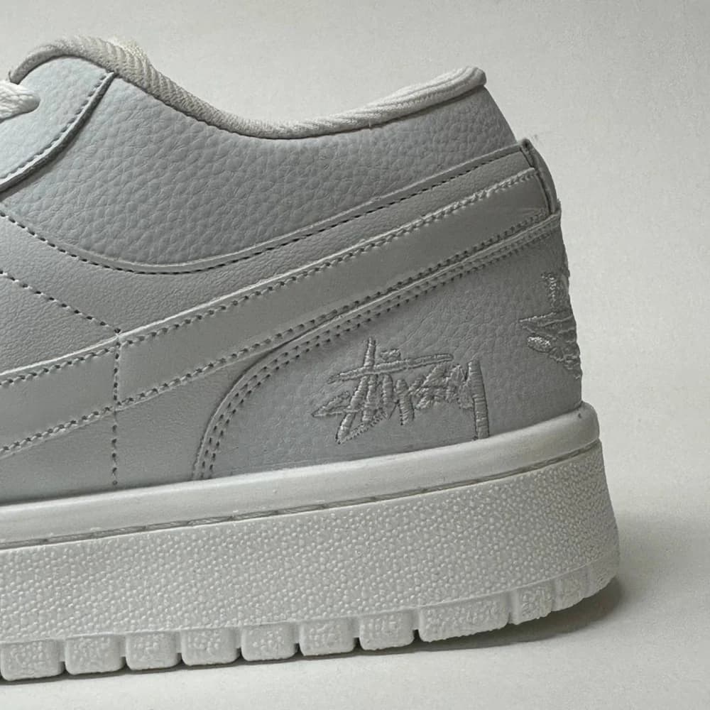 کتونی مردانه نایکی ایر جردن ۱ لو سفید | Nike Air Jordan 1 Low Triple White — تصویر ۵