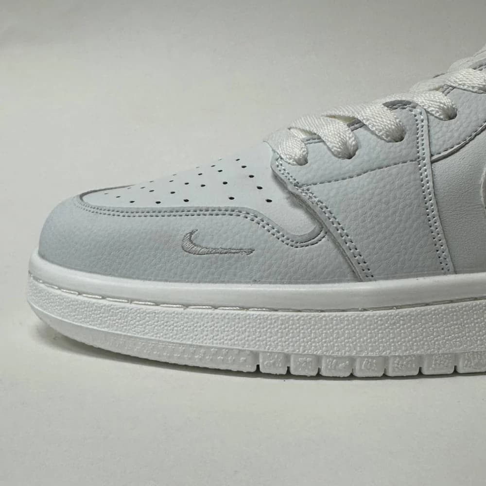 کتونی مردانه نایکی ایر جردن ۱ لو سفید | Nike Air Jordan 1 Low Triple White — تصویر ۳
