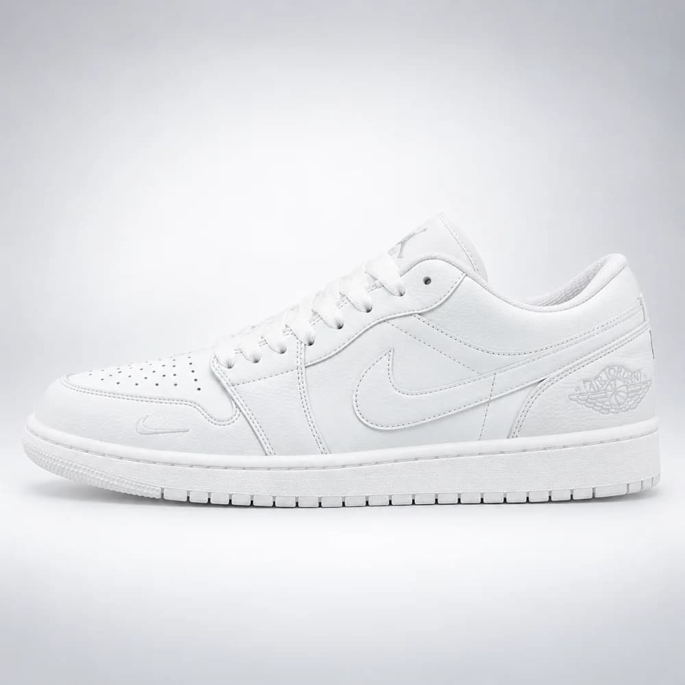 کتونی مردانه نایکی ایر جردن ۱ لو سفید | Nike Air Jordan 1 Low Triple White