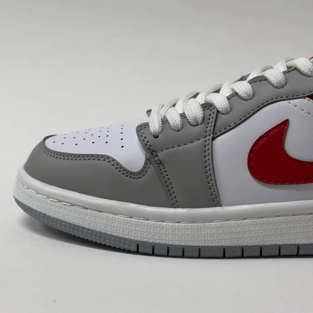 کتونی مردانه نایکی ایر جردن ۱ لو لایت اسموک گری | Nike Air Jordan 1 Low Light Smoke Grey — تصویر ۴