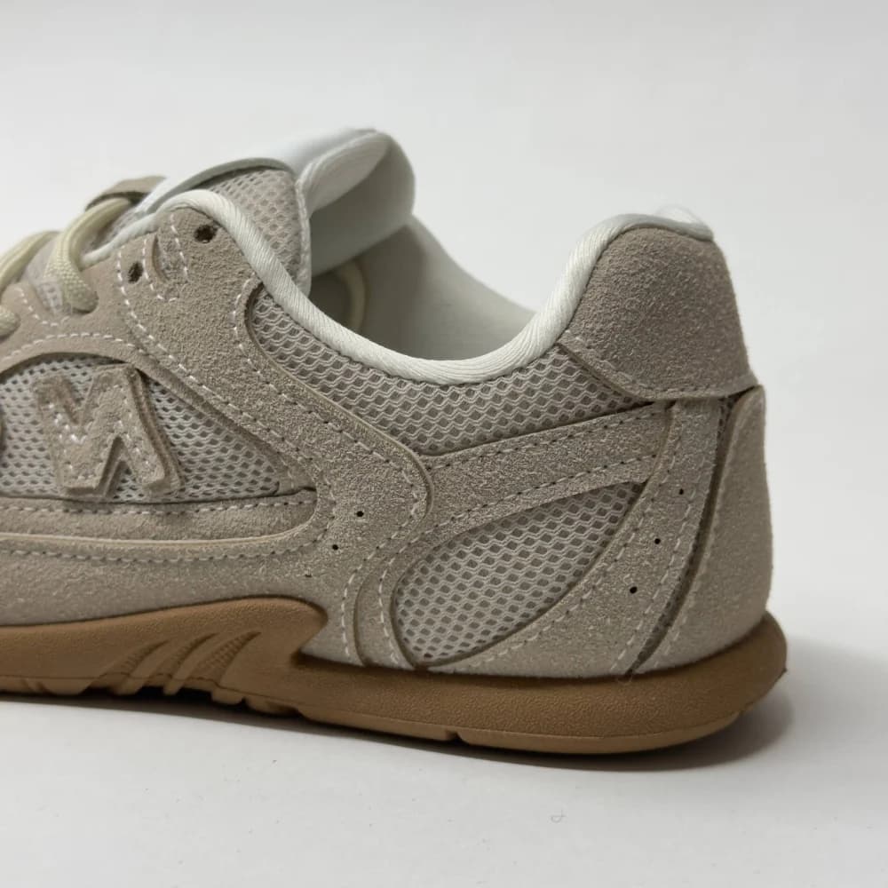 کتونی زنانه نیوبالانس میو میو کرم | New Balance Miu Miu Cream — تصویر ۴