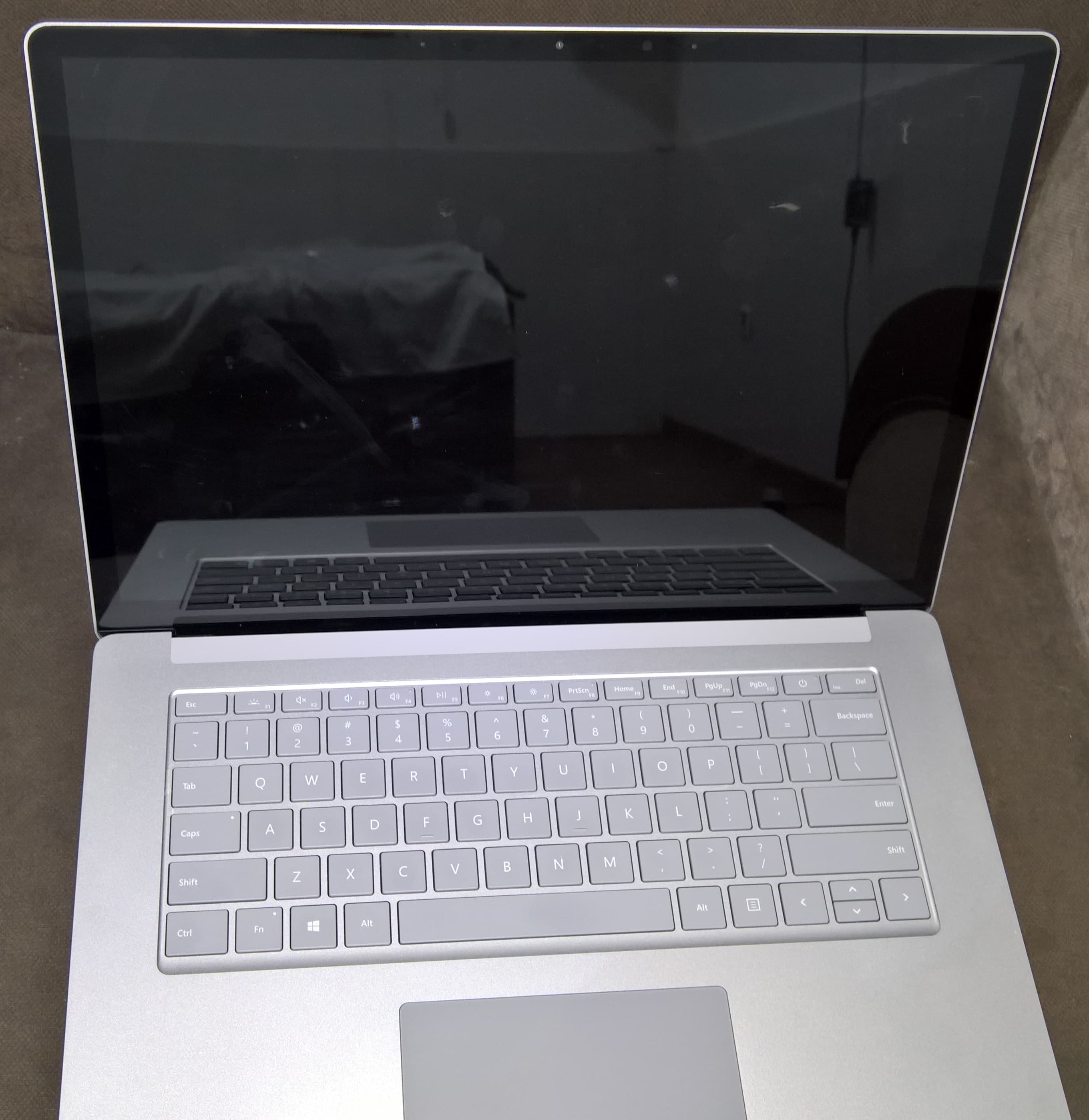 لپ تاپ استوک مایکروسافت مدل Microsoft Surface loptop 3 CPU : i5 1035G7 | Ram:16GB | SSD:256GB — تصویر ۲