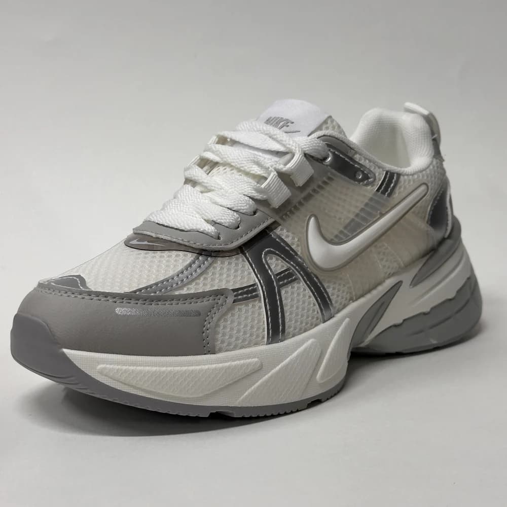 کتونی نایک وی تو کی سفید نقره‌ای | Nike V2K Run White Silver — تصویر ۴