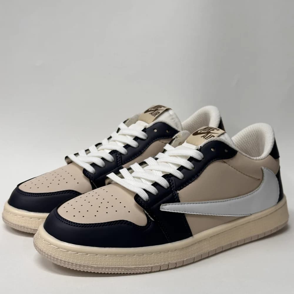 کتونی نایک ایر جردن 1 لو تراویس اسکات سرمه‌ای کرم | Travis Scott x Air Jordan 1 Low Navy Cream — تصویر ۴