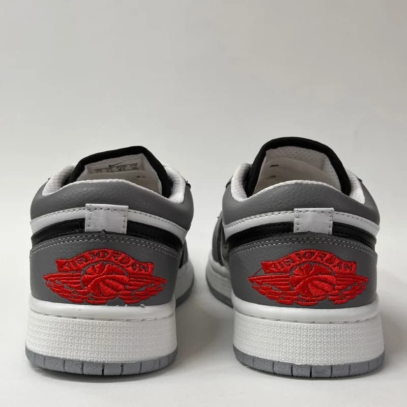 کتونی نایک ایر جردن 1 لو سفید طوسی | Air Jordan 1 Low Smoke Grey — تصویر ۷