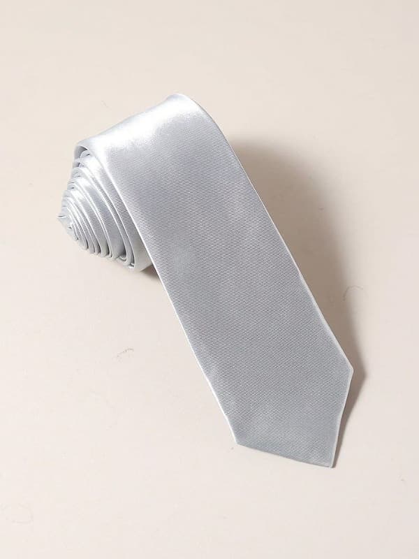 کراوات نقره ای