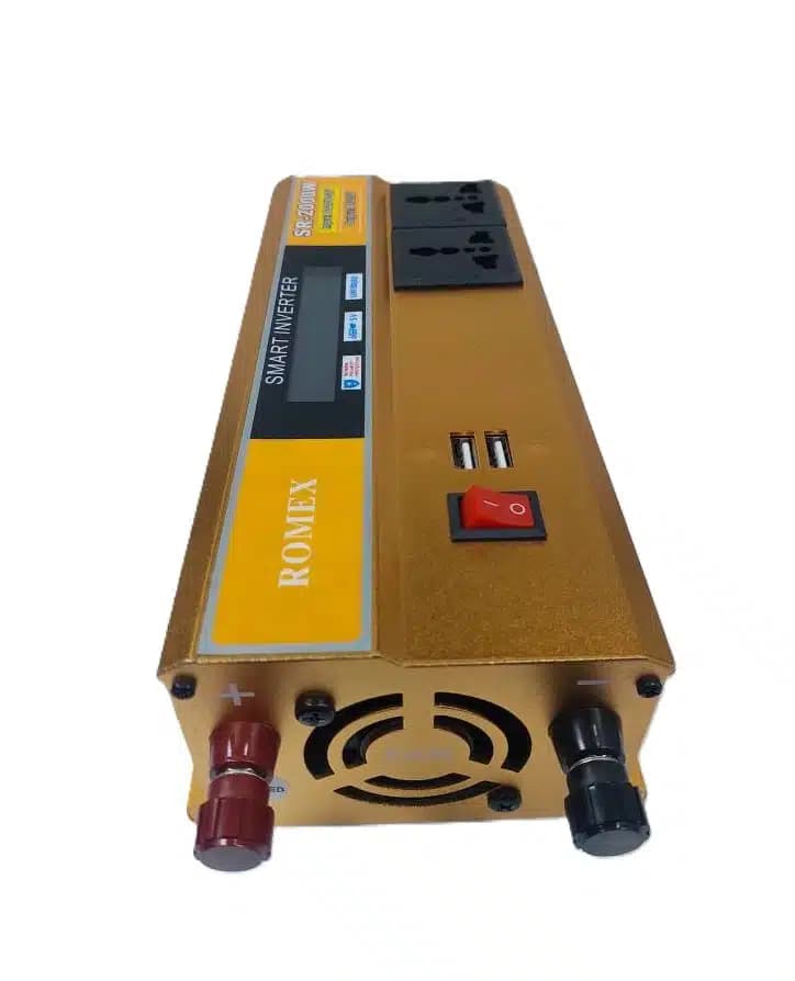اینورتر هوشمند 2000 وات اتومات 12/24 ولت ROMEX مدل SR-2000W — تصویر ۳