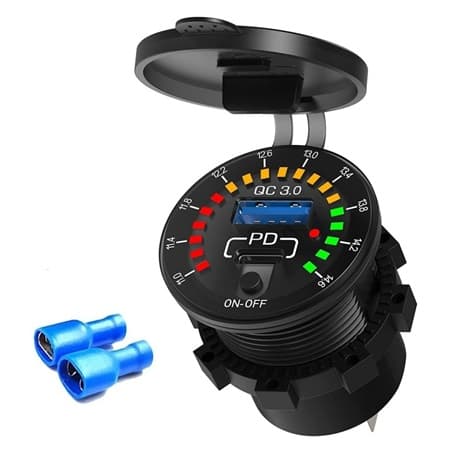 شارژر USB خودرویی روپنلی گرد QC3.0 + Type-C با کلید ON/OFF و نشانگر ولتاژ — تصویر ۹
