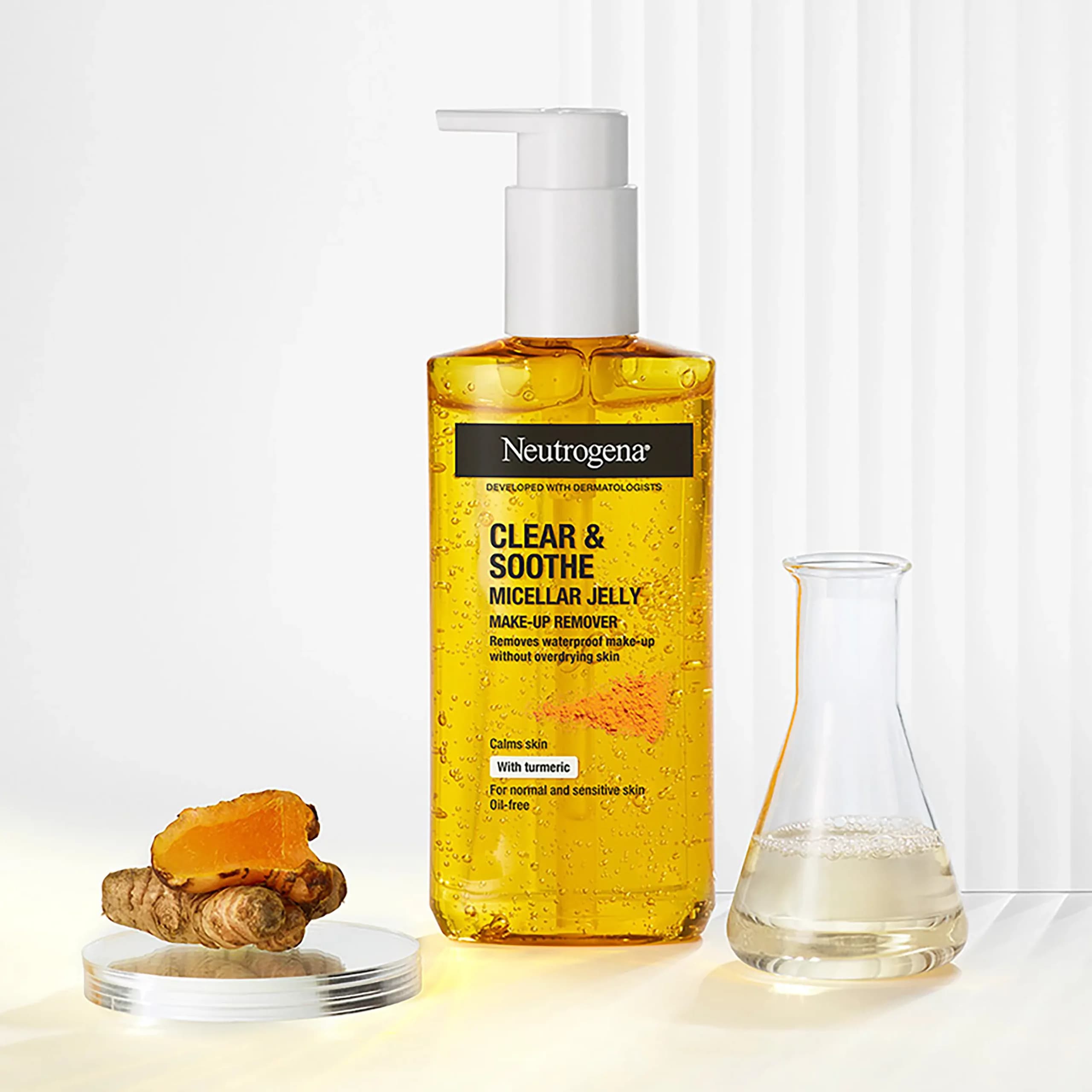 ژل میسلار پاککننده آرایش نوتروژینا مدل Soothing Clear – حاوی عصاره زردچوبه — تصویر ۲