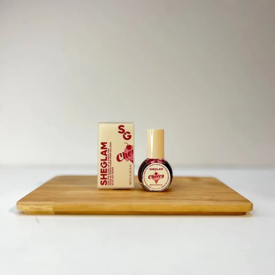 تینت لب شیگلم مدل چری (SHEGLAM Cherry Lip Tint)