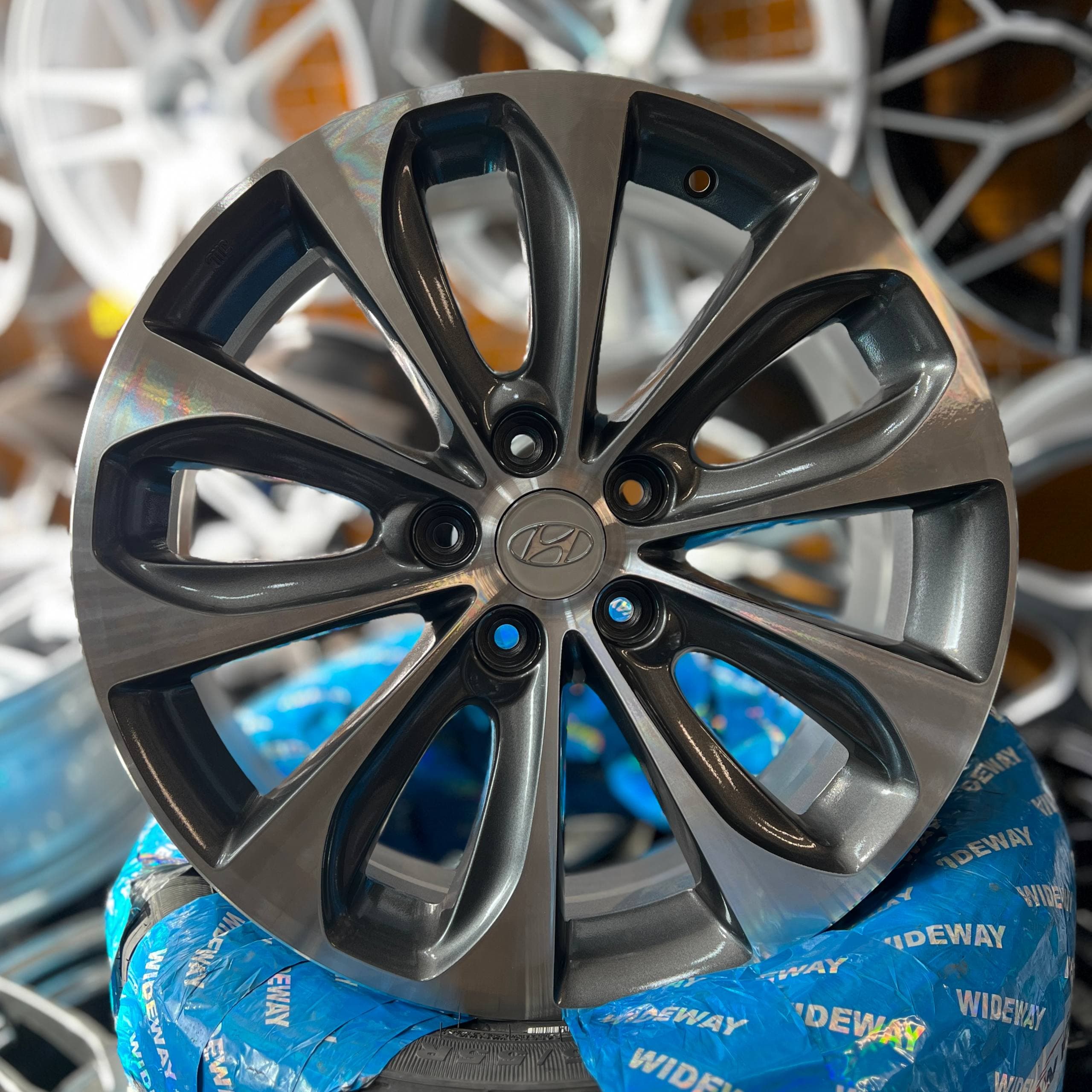 رینگ Hyundai هیوندای سوناتا وای اف YF سایز 18 دودی — تصویر ۲