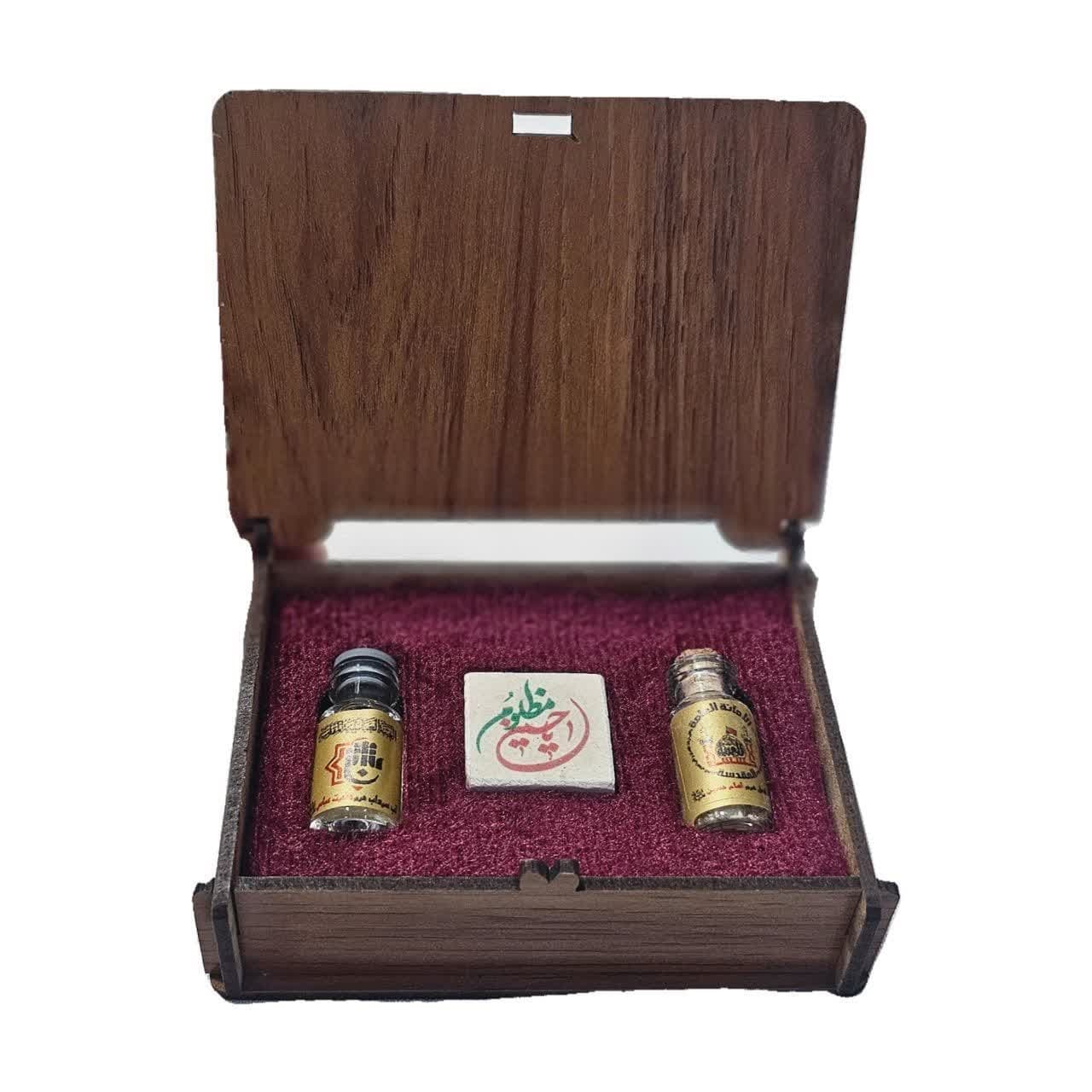سنگ حرم امام حسین (ع) با هدیه تربت اصل کربلا و آب سرداب حرم حضرت ابالفضل (ع) با جعبه