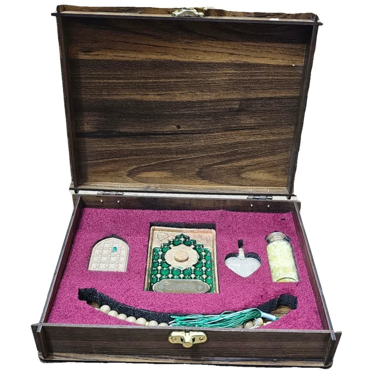 پک زیارتی حرم امام حسین (ع) سنگ حرم . تسبیح تربت .تربت کربلا.مهر دخیل به همراه جعبه نفیس
