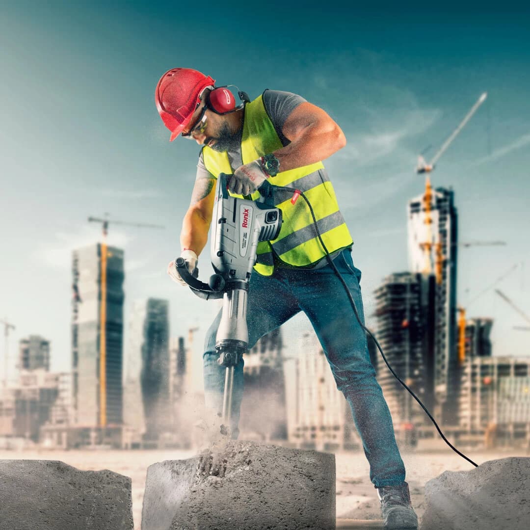 2801 – چکش تخریب برقی 14 کیلویی 40 ژول رونیکس
