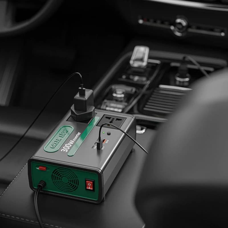 اینورتر خودرو گرین لاین مدل GC-300 ظرفیت ۳۰۰ وات ۷ در ۱ — تصویر ۷