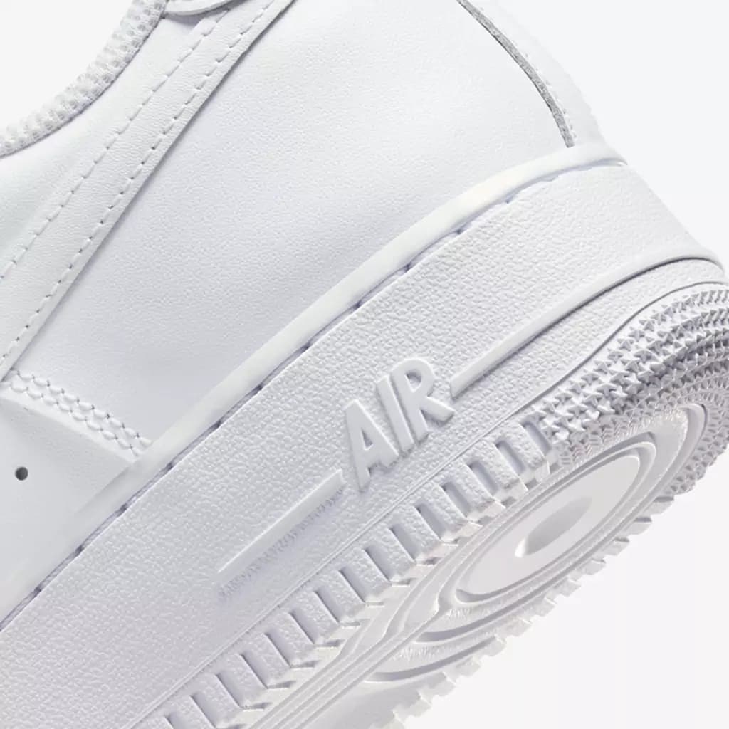 کفش نایک ایر فورس مردانه Nike Air Force 1 07 EasyOn — تصویر ۵