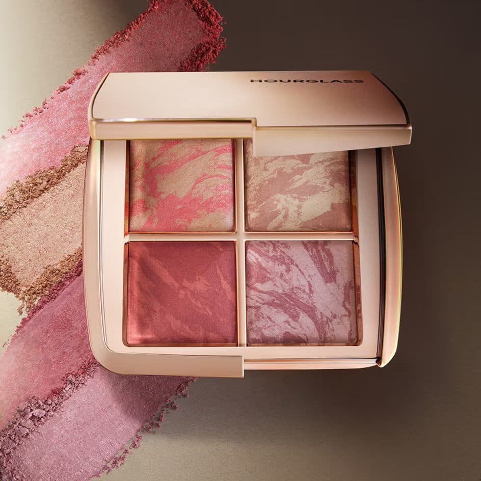 پالت صورت اورگلس مدل Ambient Lighting Edit – Flushed Edit | Hourglass Ambient Lighting Edit – Flushed Edit Face Palette — تصویر ۳