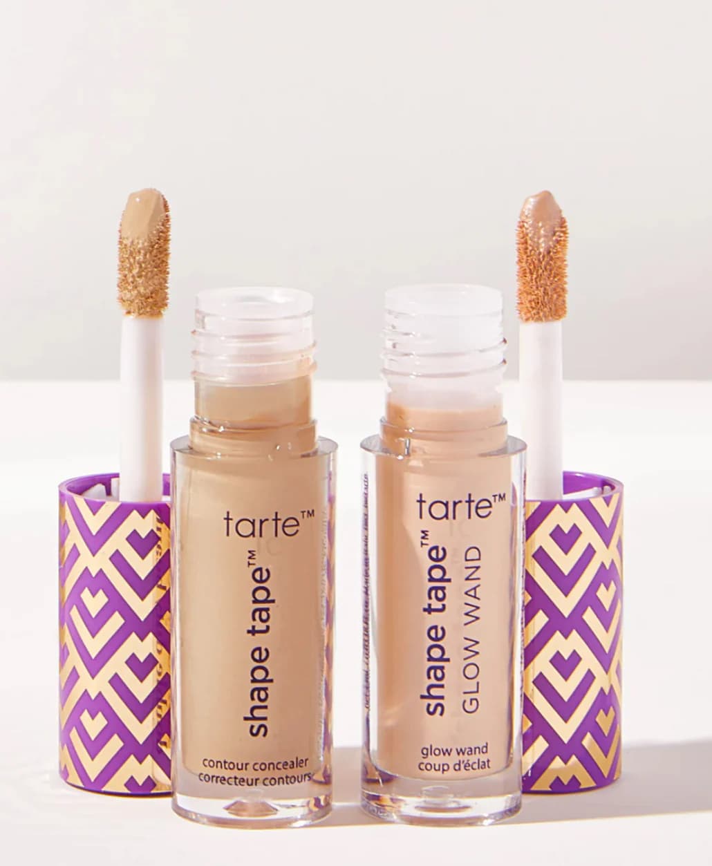 ست کانسیلر و هایلایتر تارت شیپ تیپ استار اسکواد رنگ 29N Light-Medium | Tarte Shape Tape Star Squad Conceal & Brighten Duo – 29N Light-Medium — تصویر ۵