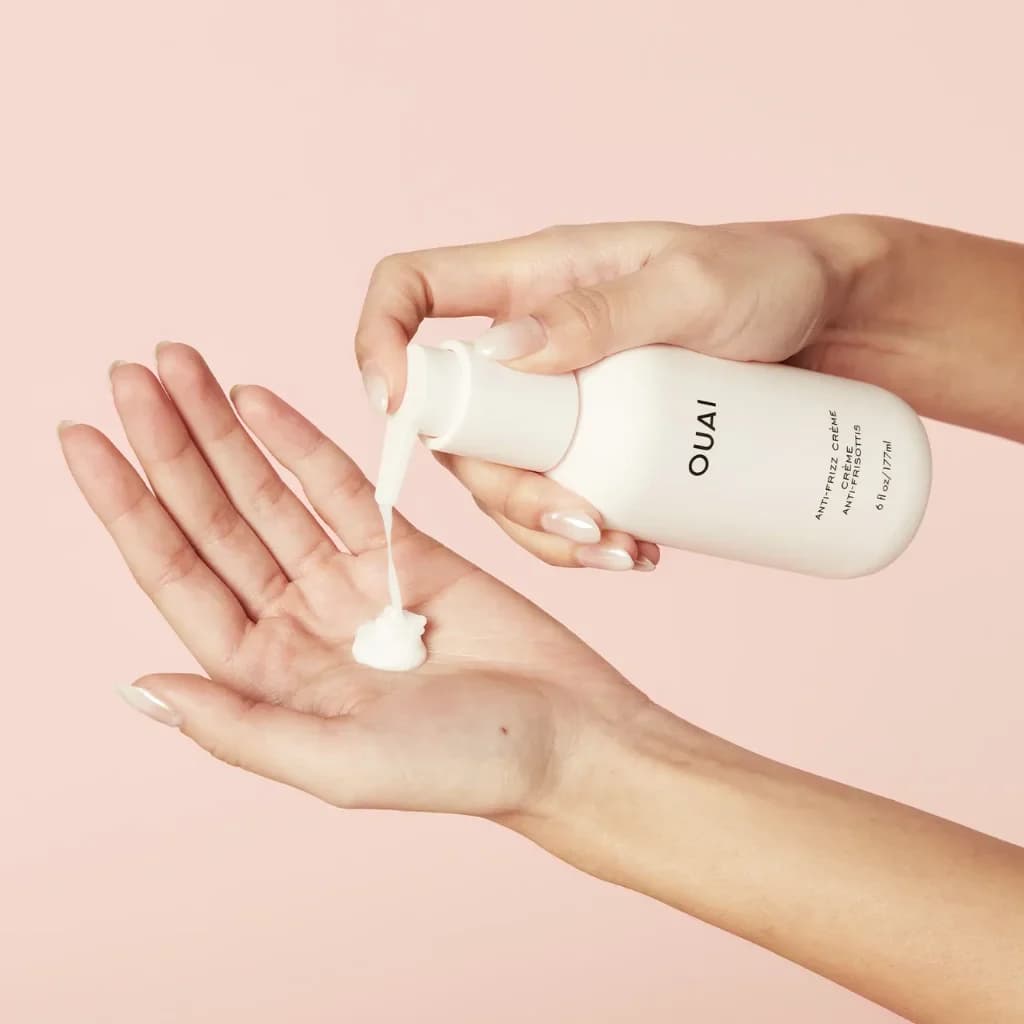کرم ضد وز و صاف‌کننده مو اوای OUAI Anti-Frizz Crème حجم: ۳۰ میلی‌لیتر — تصویر ۳