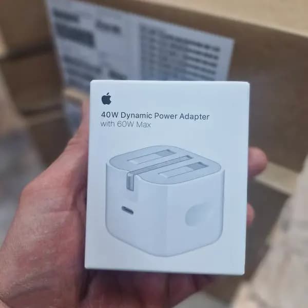 شارژر داینامیک 40 وات اصلی اپل Apple Original 40W Dynamic Charger همراه تبدیل هادرون — تصویر ۳