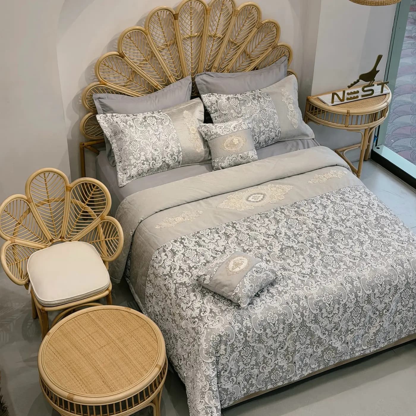 ست رو تختي مدل Dior برند Ozdilim — تصویر ۲