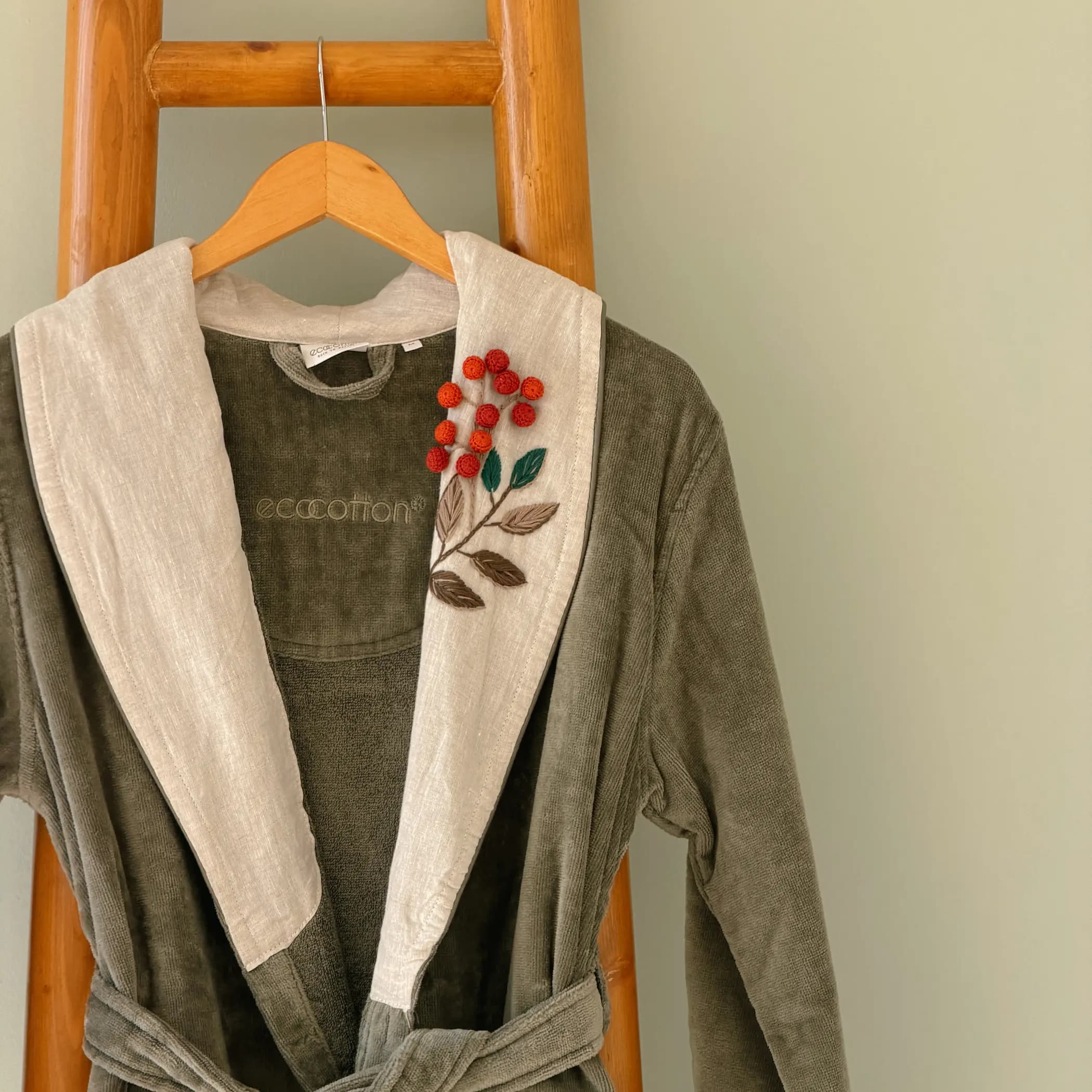 حوله تن پوش زنانه برند ecocotton مدل Duru — تصویر ۳