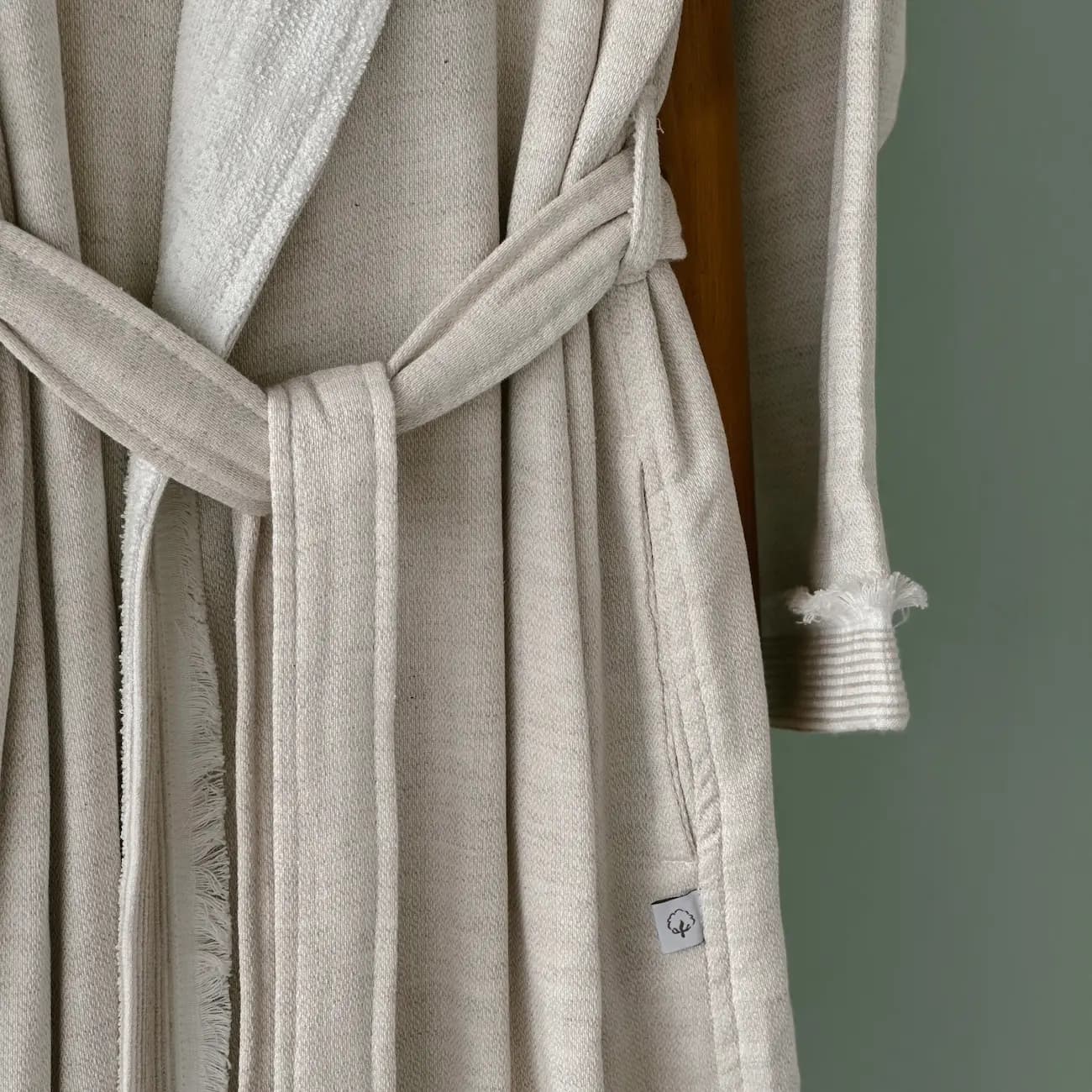 حوله تن پوش مردانه برند ecocotton مدل Hasna — تصویر ۴