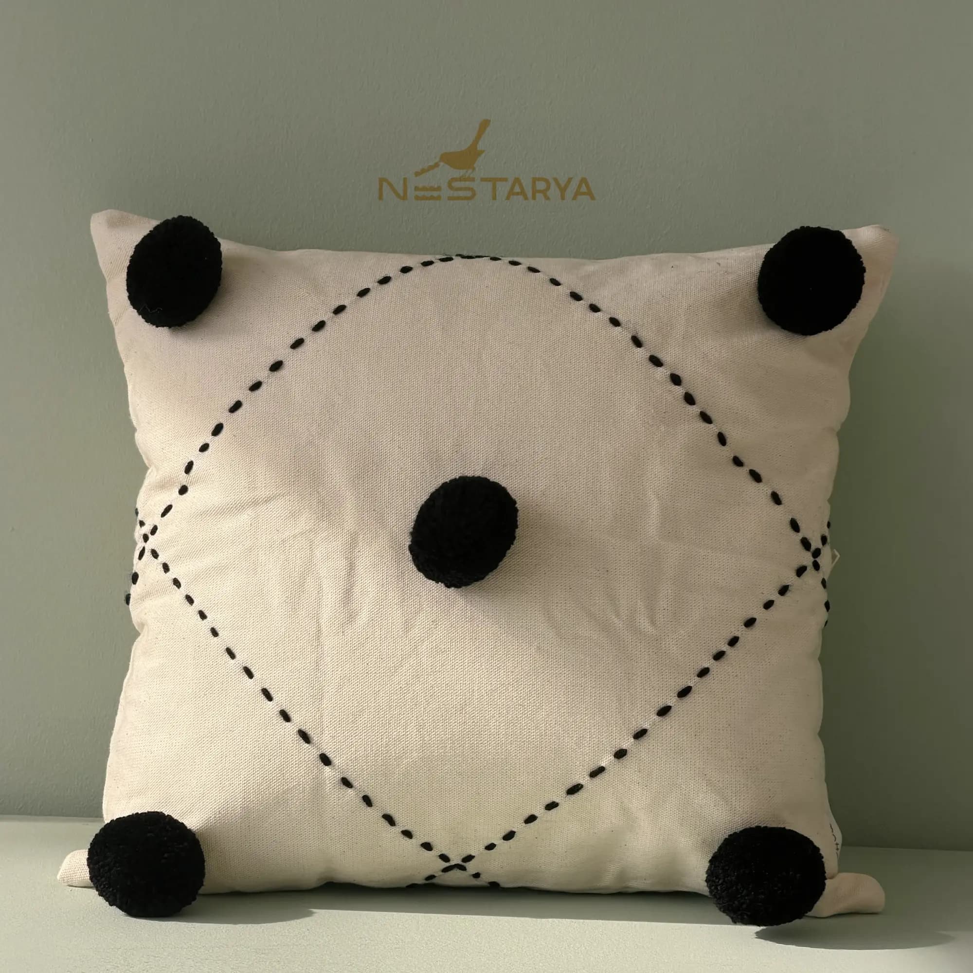 کوسن مدل Nova برند ecocotton