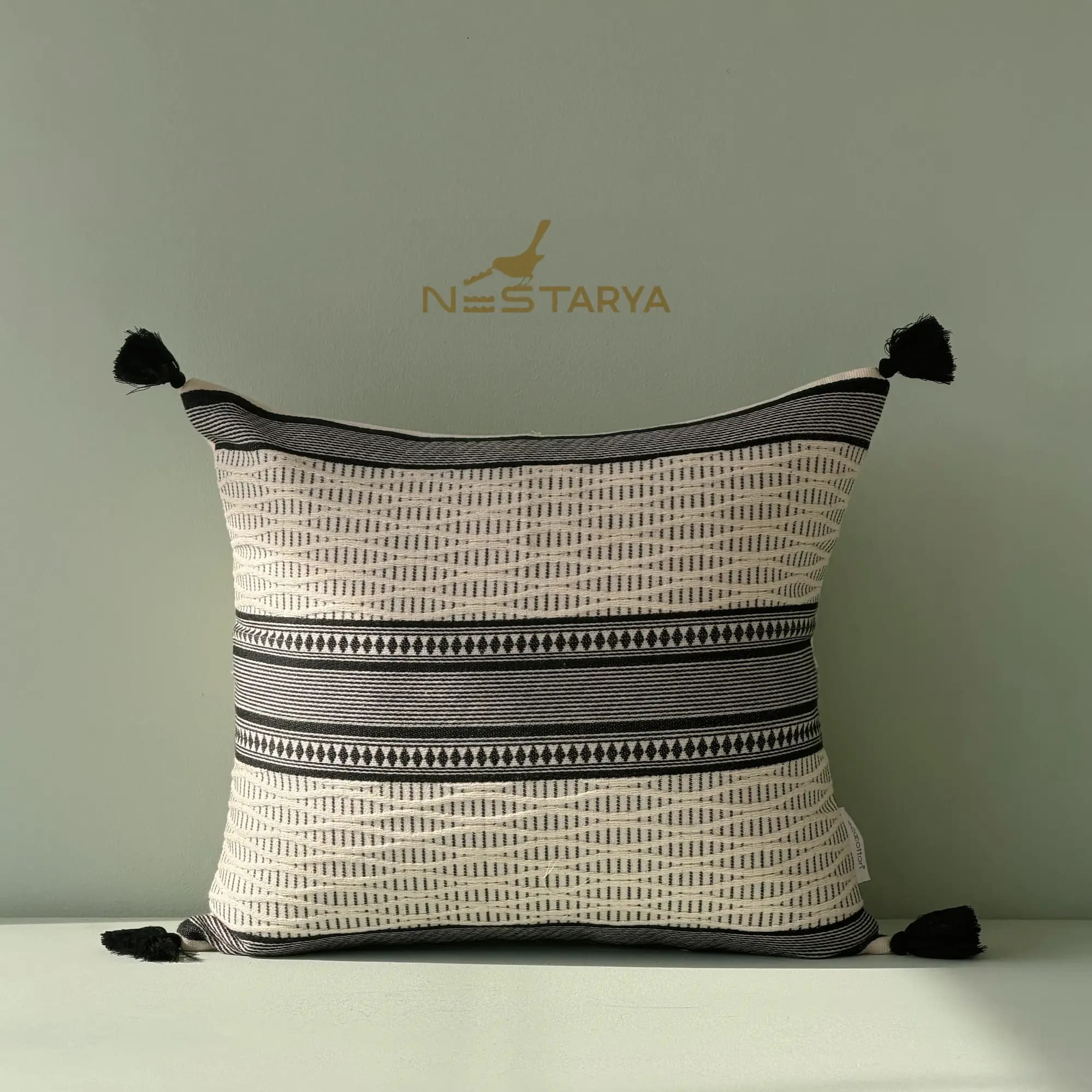 کوسن مدل Mika برند ecocotton
