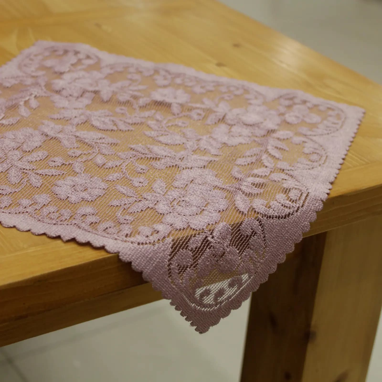 رومیزی تور سایز 30*30 — تصویر ۸