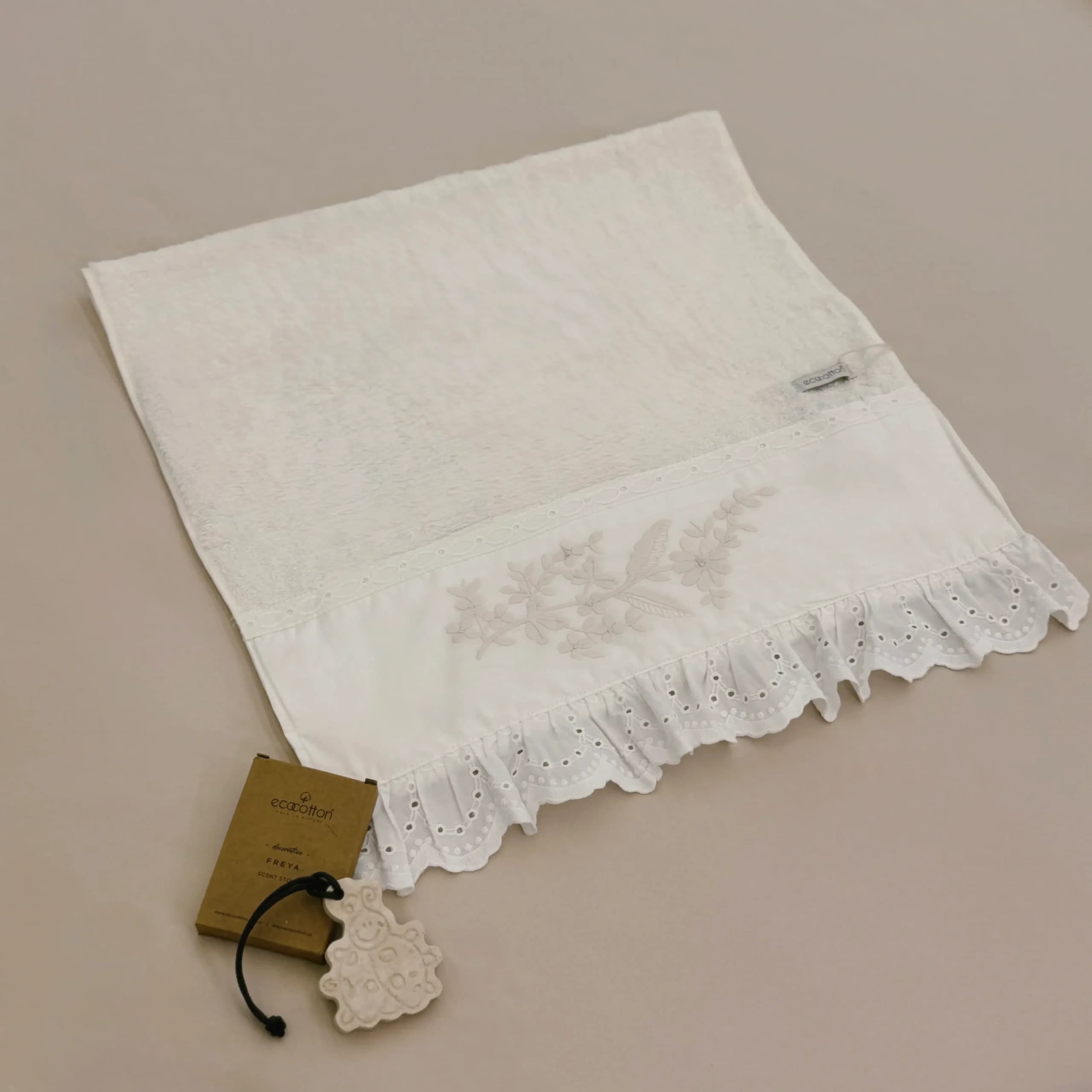 ست حوله تن پوش 4 تکه زنانه برند ecocotton مدل Elsa — تصویر ۴