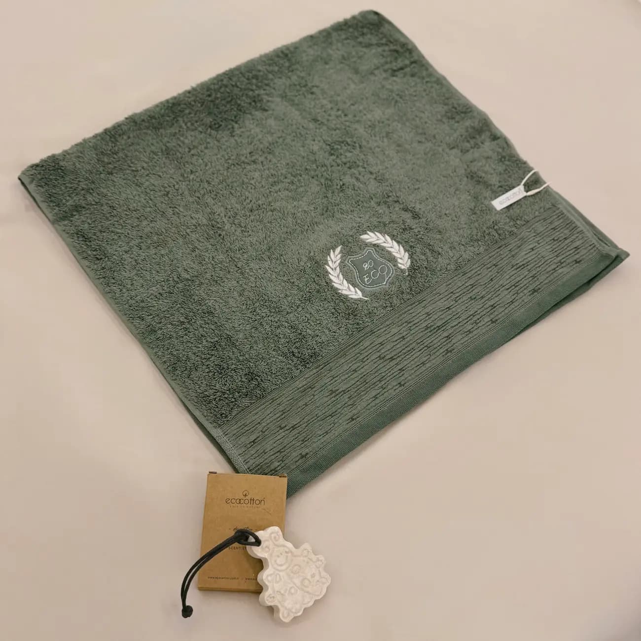 ست حوله تن پوش 4 تکه مردانه برند ecocotton مدل Derin — تصویر ۴