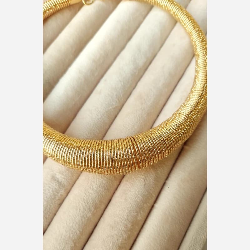 گردنبند طوق طلایی طوق گردن فشن طوق گردنبندفنری کد tg1201 گالری موژان حیدری — تصویر ۳