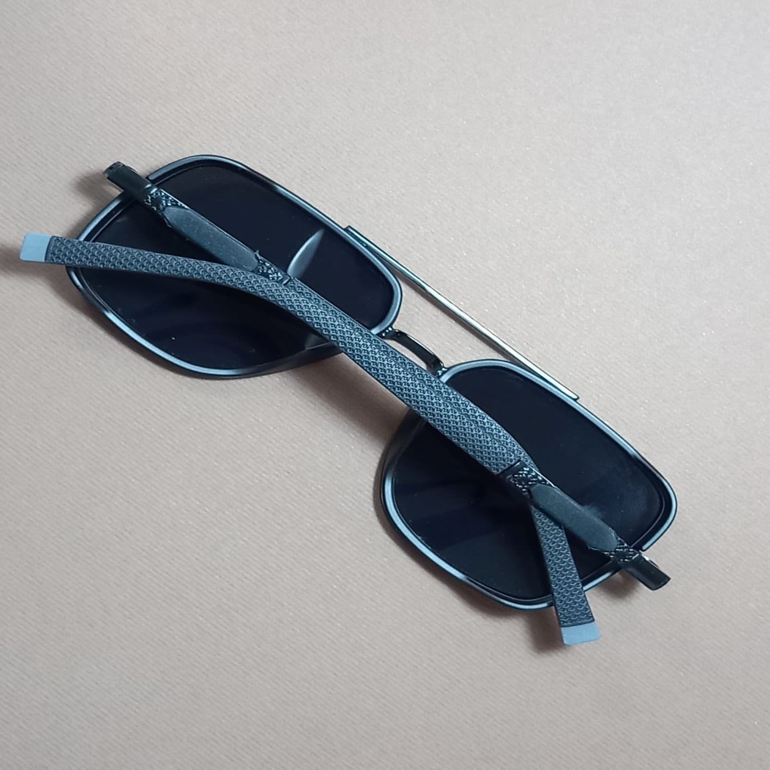 عینک آفتابی یونی‌سکس ری‌بن (RAY-BAN) مدل 7995 — تصویر ۵