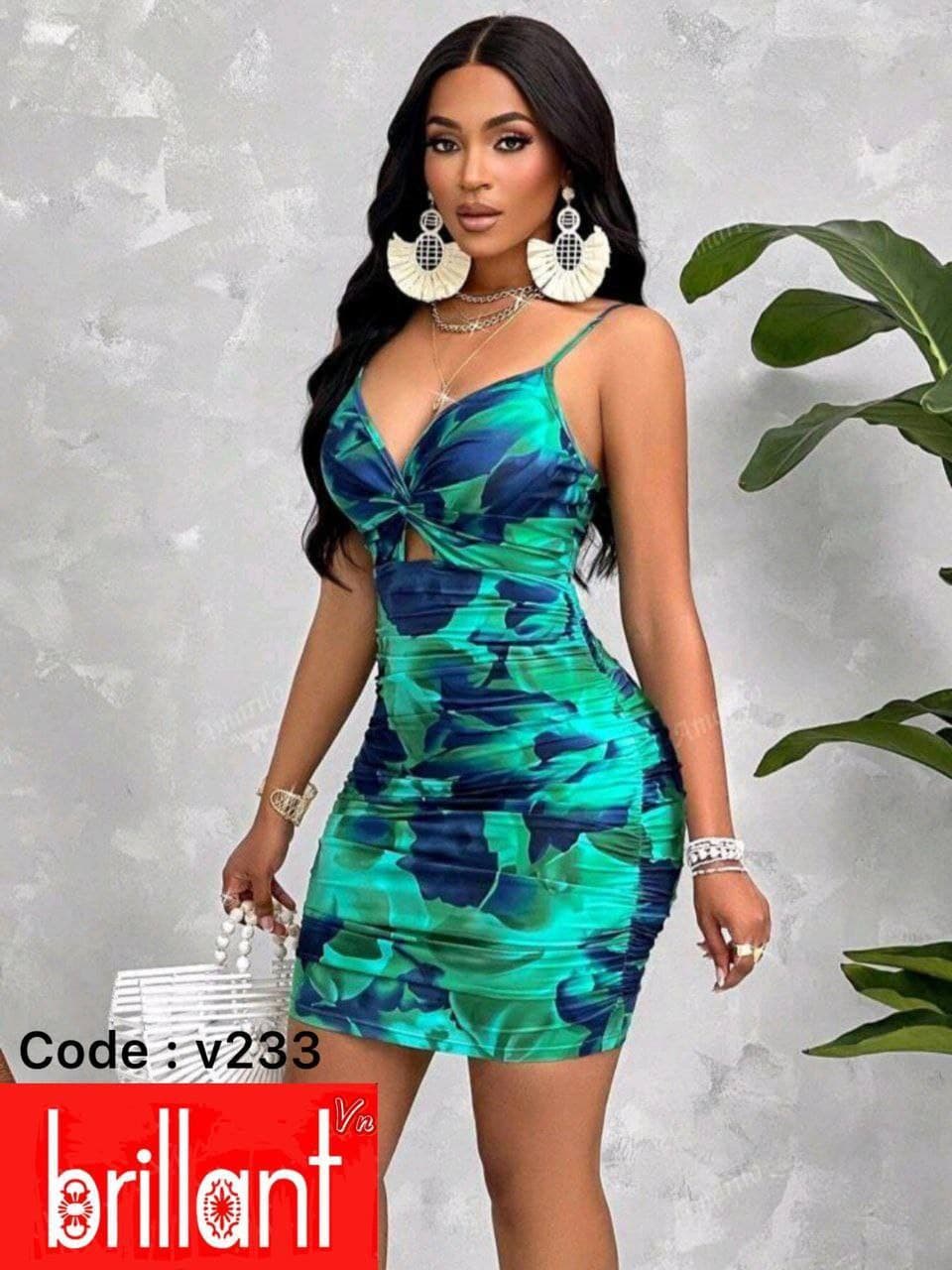پیراهن مجلسی جنس فلامنت و نرم دارای رنگبندیEvening dress