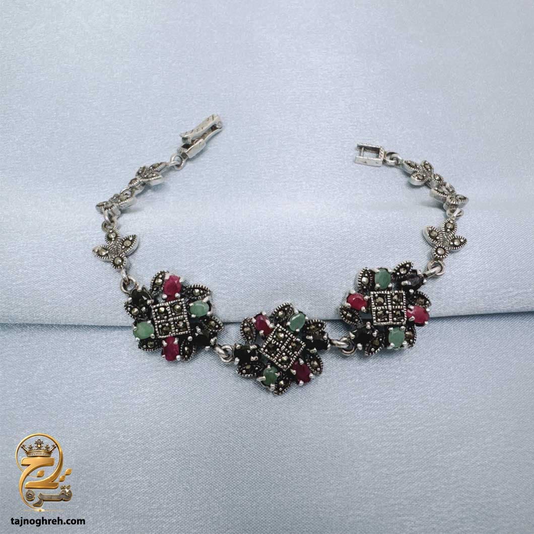 دستبند نقره زنانه 3 گل نگین رنگی مدل DSW D105 — تصویر ۲
