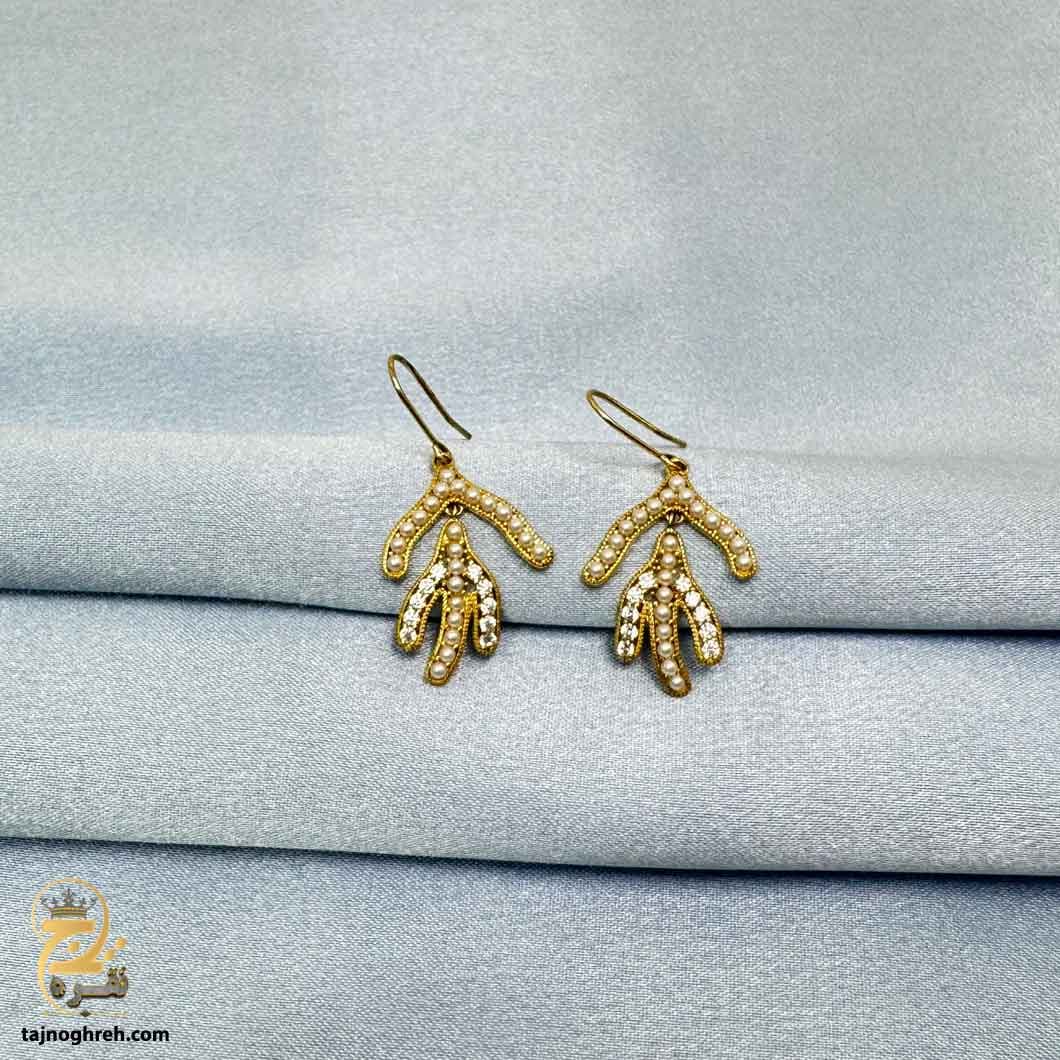 گوشواره نقره زنانه مرواریدی طرح طلا مدل ESW E125