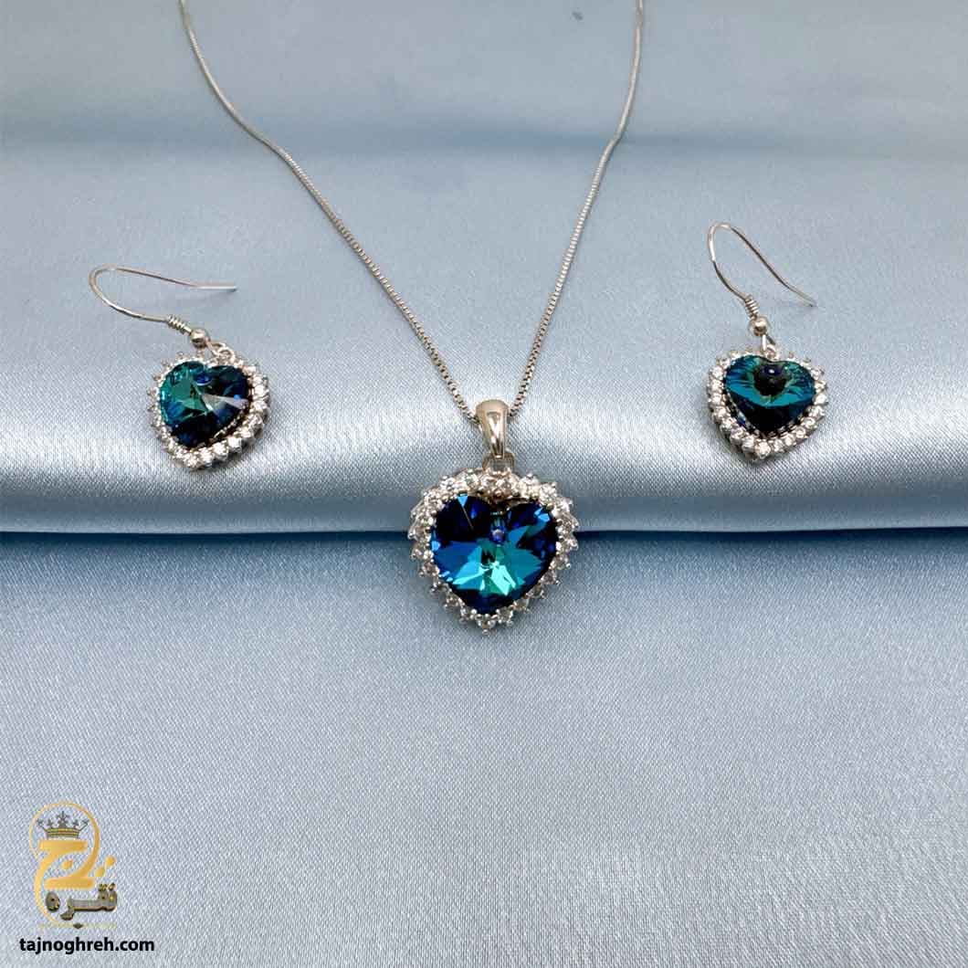 نیم ست نقره زنانه نگین دار سواروسکی مدل NSW H32