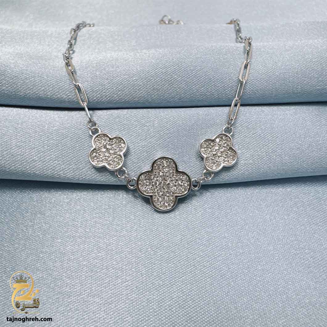 دستبند نقره زنانه ونکلیف 3 گل پرنگین مدل DSW D77
