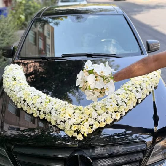 ماشین عروس شیک و ساده ژیپسوفیلا – کد 132 — تصویر ۳