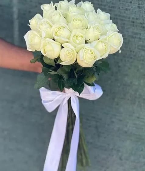 دسته گل رز سفید 20 شاخه هلندی 499