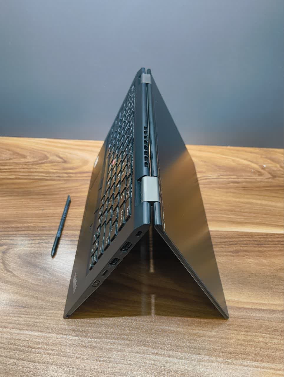 لپ تاپ لنوو 13 اینچی مدل ThinkPad yoga x13 i5 10210U 8GB 256GB(🖥️ کارکرده) — تصویر ۶
