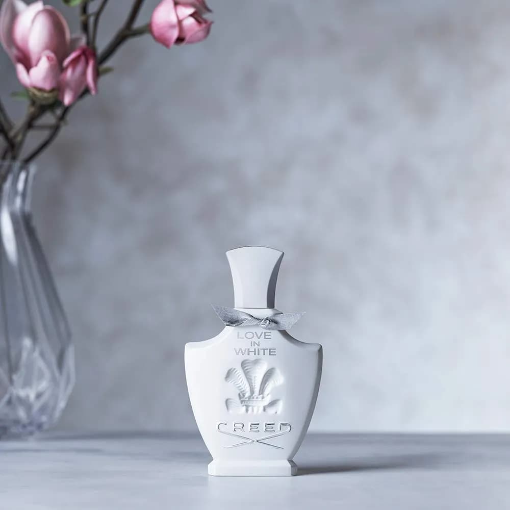 عطر ادکلن کرید لاو این وایت زنانه اصل — تصویر ۹