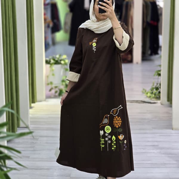 پیراهن مرغ عشق — تصویر ۳